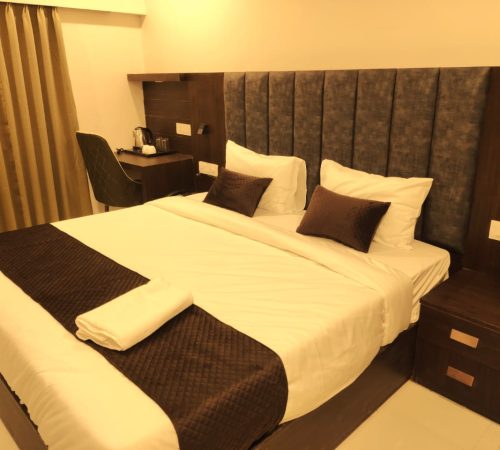 WhatsApp Image 2025-11-10 at 5.30.44 PM