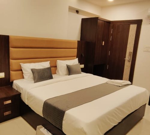 WhatsApp Image 2025-11-10 at 5.30.53 PM