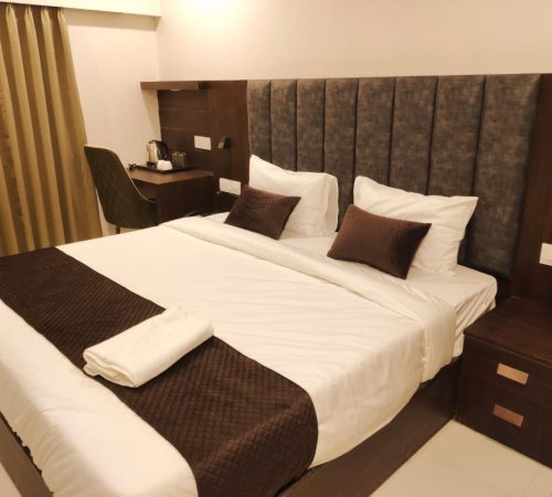 WhatsApp Image 2025-11-10 at 5.30.55 PM